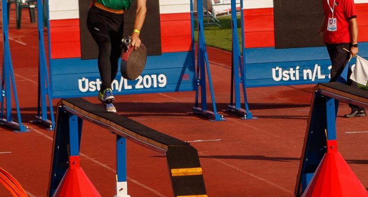 MRvpornmsportu2019100m_13.jpg